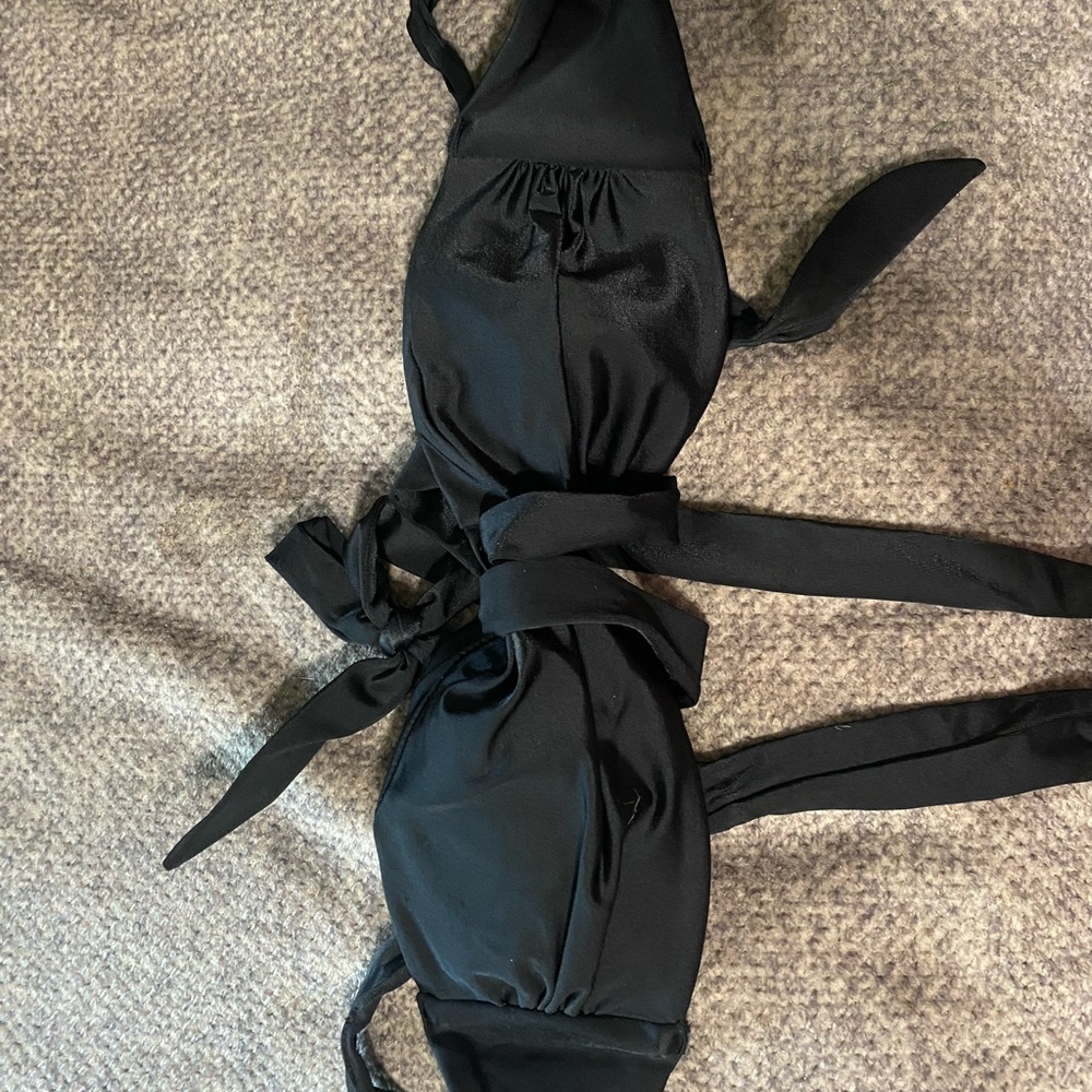 H&M BATHING SUIT TOP